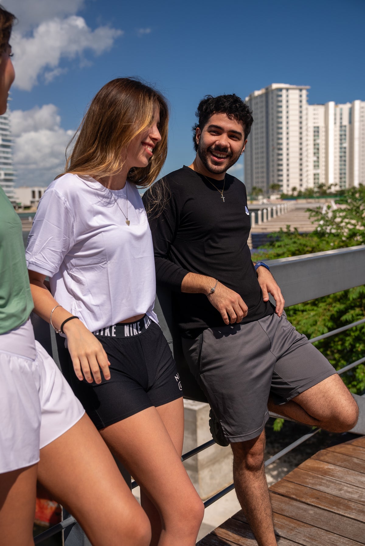 Ultra Soft T-Shirt Long Negro